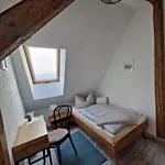 Zum Lukullus Casa de hóspedes 3*